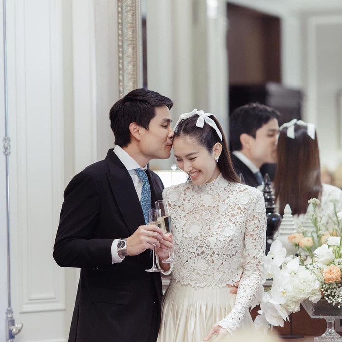 Mỹ nhân chuyển giới Nong Poy xinh đẹp trong lễ ăn hỏi đặc biệt ảnh 2