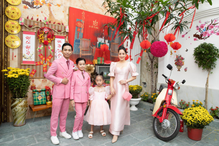 Phan Hiển bất lực trước tin đồn giàu có, than thở: 'Khổ quá mà' ảnh 4