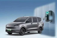 Xe MPV Wuling Hongguang EV 2026 giá rẻ rục rịch mở bán tại Việt Nam