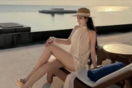 “Đệ nhất hot girl Sài thành” Võ Ngọc Trân thả dáng quyến rũ ở khu nghỉ dưỡng