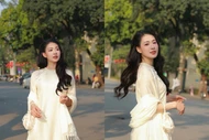 “Nàng thơ” Nguyễn Minh Trang dịu dàng trong tà áo dài bên Hồ Gươm