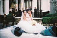 Tiên Nguyễn “xả suộc” ảnh cưới mang phong cách màu film đậm chất điện ảnh