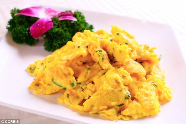 Nhóm thực phẩm bao gồm trứng, đậu nành và cá ngừ cũng được Dailymail khuyến cáo là giàu protein, rất tốt cho người giảm cân.