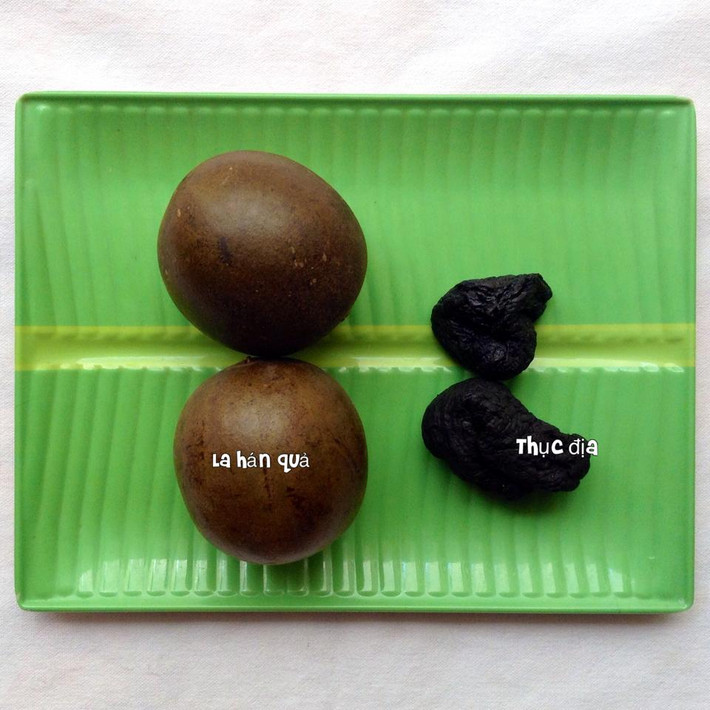 Bạn có thể dễ dàng mua thục địa và quả la hán ở các hiệu thuốc bắc.