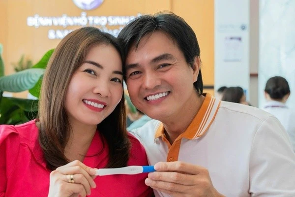 Cao Minh Đạt khoe vợ mang bầu con đầu lòng