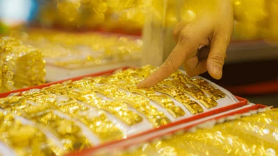Giá vàng 3/7: SJC có trượt mốc 121 triệu đồng/lượng?