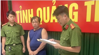 Khởi tố, bắt tạm giam tài xế xe tải lao vào chợ ở Quảng Trị