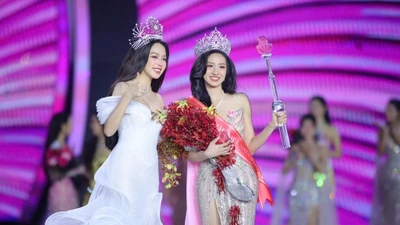 Tân hoa hậu Trúc Linh: Tôi không dám tin mình đã đăng quang