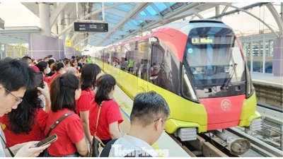 Miễn phí xe buýt và tàu điện ở Hà Nội dịp lễ Quốc khánh 2/9