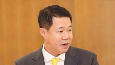 Ông Nguyễn Trường Giang giữ chức Chủ tịch Vietnam Post
