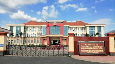 Tiền Giang: Gói mua sắm thiết bị GD về tay Cty Sao Nam TG