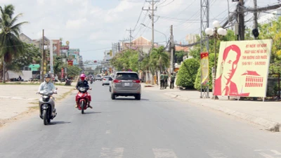 Bến Tre: Ai sẽ sửa chữa tuyến đường ĐH.07 ở huyện Bình Đại?