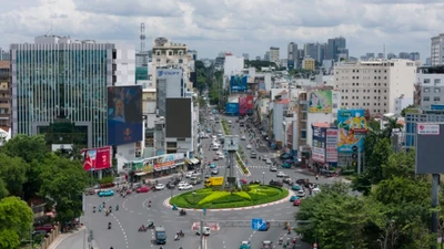 Thế Giới Di Động, Hoa Sen, Tân Hiệp Phát "đổ" về TP HCM