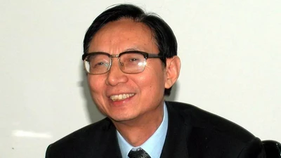 Tỷ phú khởi nghiệp muộn, đỉnh cao tuổi 72, lao dốc ở 82