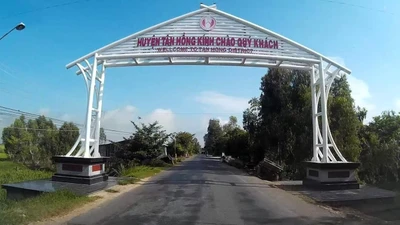 Đồng Tháp: Quang Vinh Giồng Găng sẽ thi công đường nước Út Hùng [Kỳ 1]