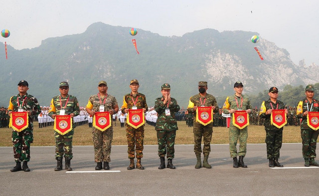 Khai mạc Giải Bắn súng quân dụng Lục quân các nước ASEAN lần thứ 30 - Hình 6 Khai mac Giai Ban sung quan dung Luc quan cac nuoc ASEAN lan thu 30-Hinh-6