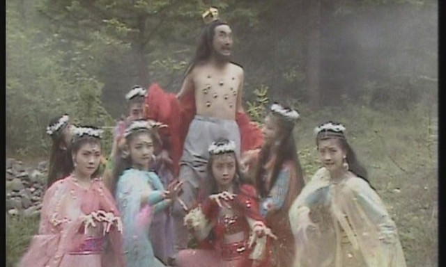 Cảnh nóng duy nhất trong Tây Du Ký 1986 đã “lừa” khán giả - Hình 2 Canh nong duy nhat trong Tay Du Ky 1986 da “lua” khan gia-Hinh-2