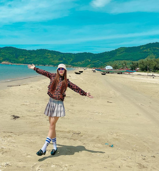 Bà mẹ lái xe 2.240 km đưa con trai du lịch xuyên Việt - Hình 8 Ba me lai xe 2.240 km dua con trai du lich xuyen Viet-Hinh-8