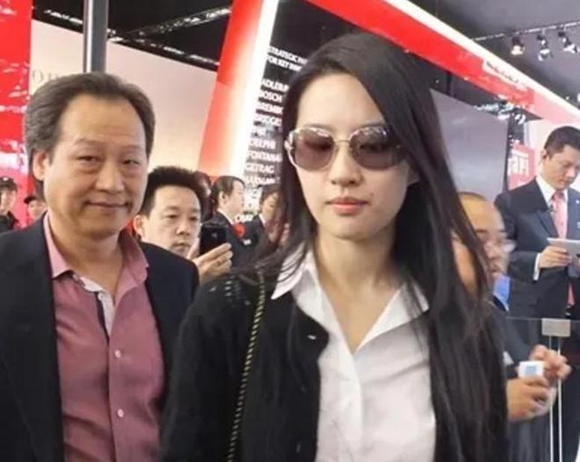 Người đàn ông là vết nhơ duy nhất của Lưu Diệc Phi Nguoi dan ong la vet nho duy nhat cua Luu Diec Phi