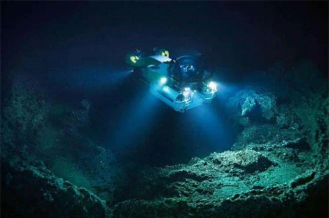 Điểm sâu nhất do con người khoan là 12.345m, cách tâm Trái đất bao xa? - Hình 6 Diem sau nhat do con nguoi khoan la 12.345m, cach tam Trai dat bao xa?-Hinh-6