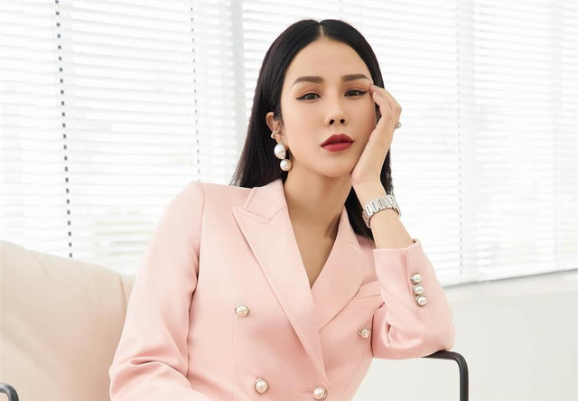Diệp Lâm Anh nhập viện sau thông tin "xe bị cài định vị" - Hình 2 Diep Lam Anh nhap vien sau thong tin
