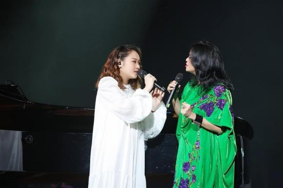 Thanh Lam vô tình để lộ chi tiết con gái ruột đang mang thai - Hình 2 Thanh Lam vo tinh de lo chi tiet con gai ruot dang mang thai-Hinh-2