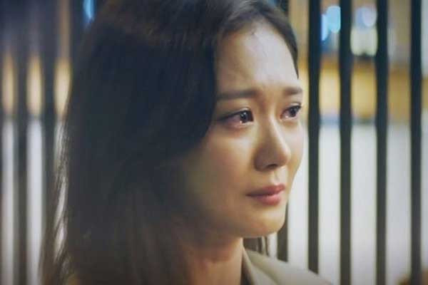 Mang thai tháng thứ 6 thì bị mẹ chồng ép ly hôn Mang thai thang thu 6 thi bi me chong ep ly hon