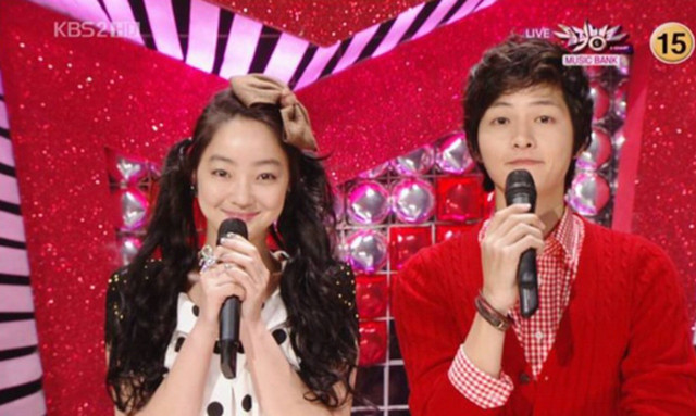 4 mối tình không công khai của Song Joong Ki trước khi cưới lần hai - Hình 3 4 moi tinh khong cong khai cua Song Joong Ki truoc khi cuoi lan hai-Hinh-3