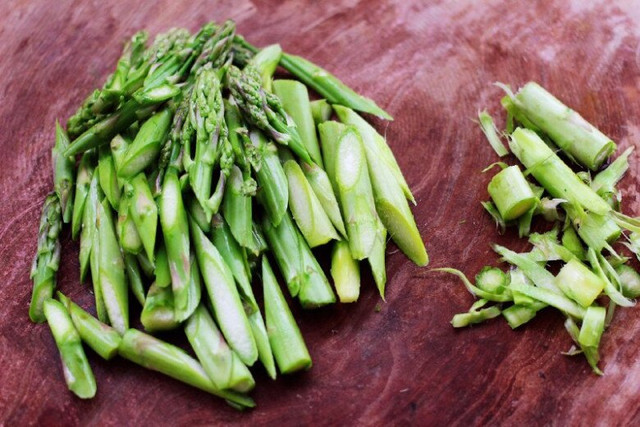 Loại rau mệnh danh "rau hoàng đế", 150.000 đồng/kg, ăn cực bổ - Hình 2 Loai rau menh danh