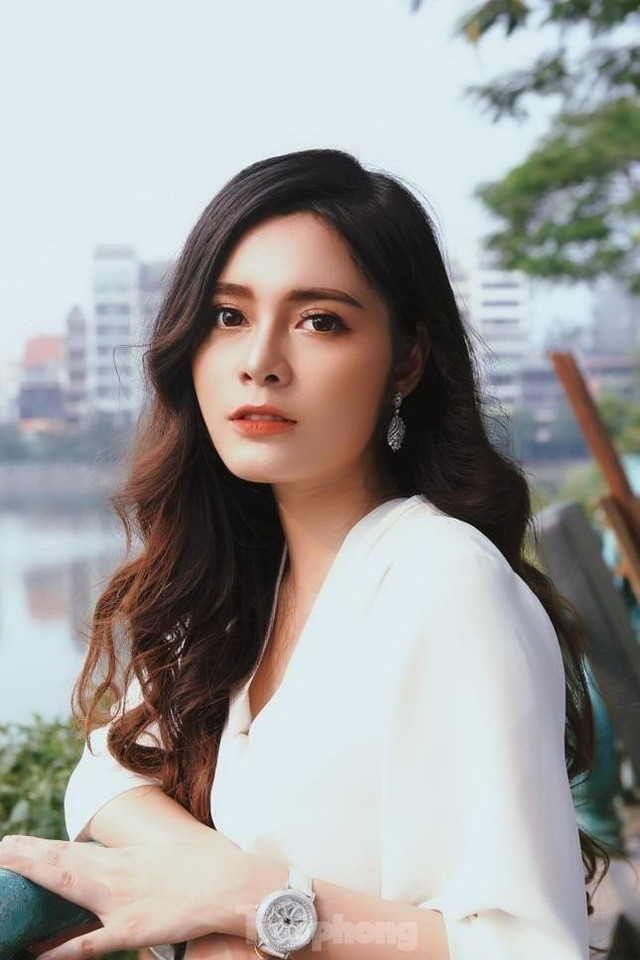 Trên sóng World Cup nhưng cổ vũ nhầm Chelsea, Cao Trang lên tiếng - Hình 2 Tren song World Cup nhung co vu nham Chelsea, Cao Trang len tieng-Hinh-2
