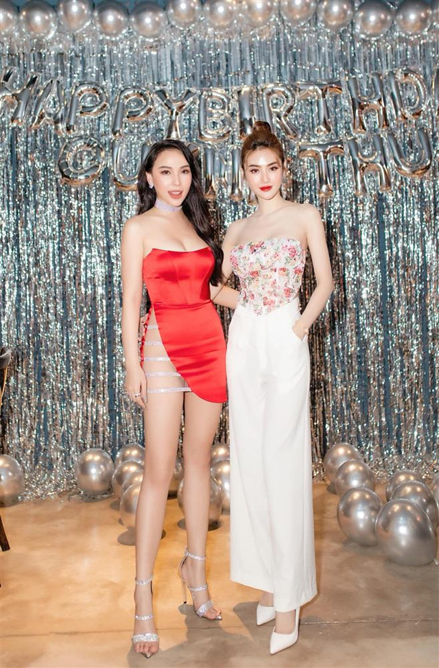 Rộ nghi vấn Vũ Khắc Tiệp và Linh Chi cạch mặt nhau Ro nghi van Vu Khac Tiep va Linh Chi cach mat nhau