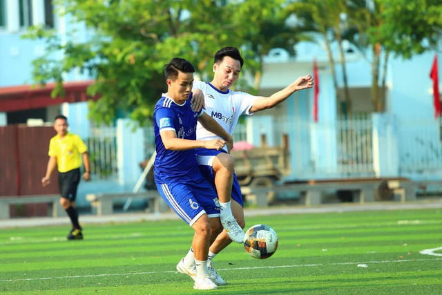 MC Thành Trung bị đứt dây chằng chân phải - Hình 4 MC Thanh Trung bi dut day chang chan phai-Hinh-4