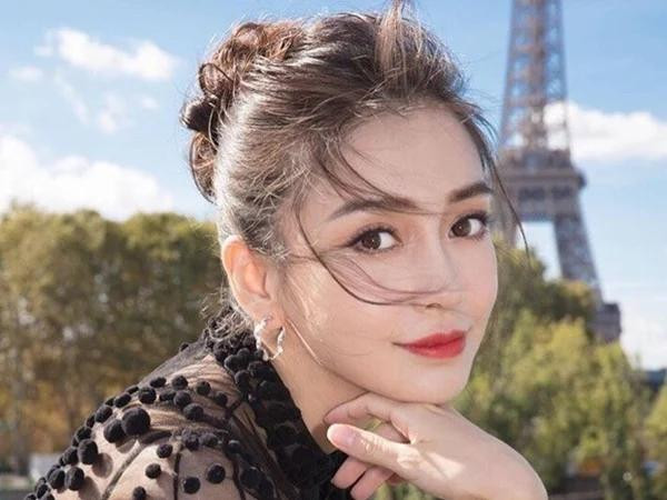 Tướng phụ nữ may mắn hôn nhân hạnh phúc, tiền bạc rủng rỉnh Tuong phu nu may man hon nhan hanh phuc, tien bac rung rinh