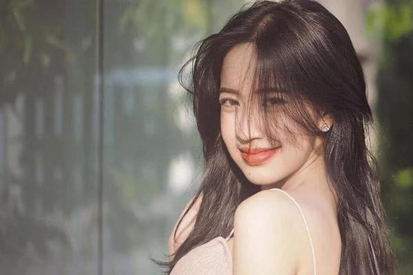 Tướng phụ nữ may mắn hôn nhân hạnh phúc, tiền bạc rủng rỉnh - Hình 2 Tuong phu nu may man hon nhan hanh phuc, tien bac rung rinh-Hinh-2