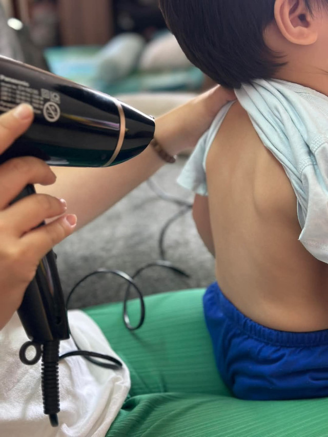 Xôn xao tin đồn máy sấy tóc trị cúm A, bác sĩ cảnh báo Xon xao tin don may say toc tri cum A, bac si canh bao
