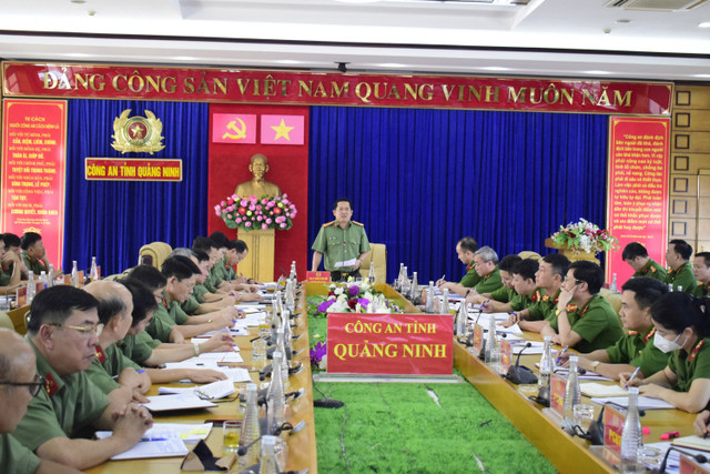 Hoạt động đầu tiên của ông Đinh Văn Nơi khi làm Giám đốc CA Quảng Ninh - Hình 2 Hoat dong dau tien cua ong Dinh Van Noi khi lam Giam doc CA Quang Ninh-Hinh-2