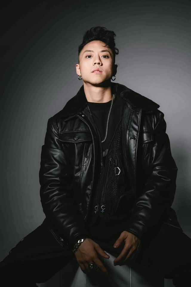 Nam DJ “cực phẩm” Người Ấy Là Ai: Thông thạo 4 thứ tiếng - Hình 2 Nam DJ “cuc pham” Nguoi Ay La Ai: Thong thao 4 thu tieng-Hinh-2