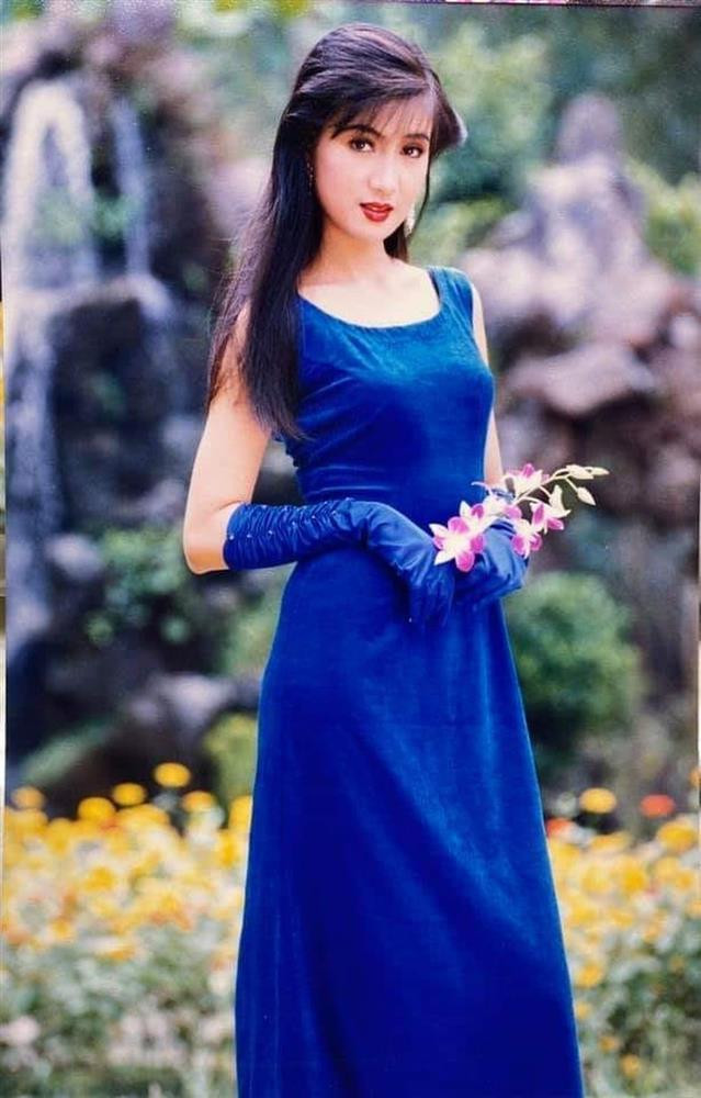 Hiền Mai suýt bị huỷ nhan sắc vì tai nạn, U60 đẹp mặn mà - Hình 2 Hien Mai suyt bi huy nhan sac vi tai nan, U60 dep man ma-Hinh-2