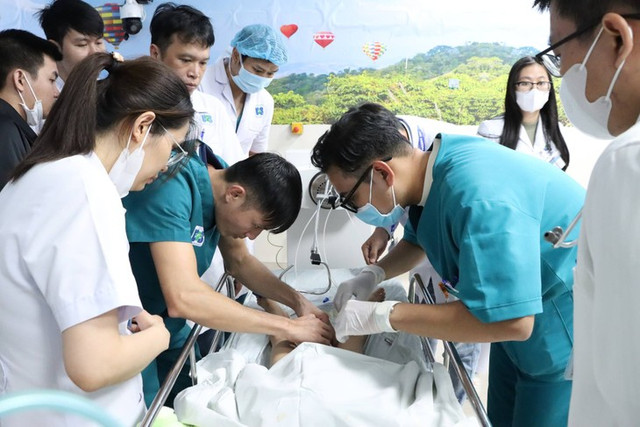 Bé 3 tuổi bị ung thư âm đạo: Cách phát hiện và phòng ngừa Be 3 tuoi bi ung thu am dao: Cach phat hien va phong ngua