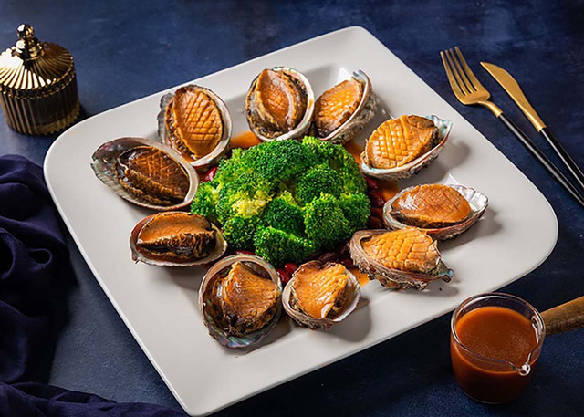 Top đặc sản tươi ngon, hút du khách tại hòn đảo Quảng Ninh - Hình 6 Top dac san tuoi ngon, hut du khach tai hon dao Quang Ninh-Hinh-6