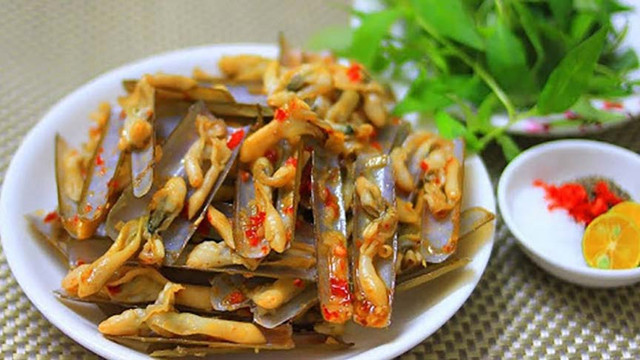 Top đặc sản tươi ngon, hút du khách tại hòn đảo Quảng Ninh Top dac san tuoi ngon, hut du khach tai hon dao Quang Ninh