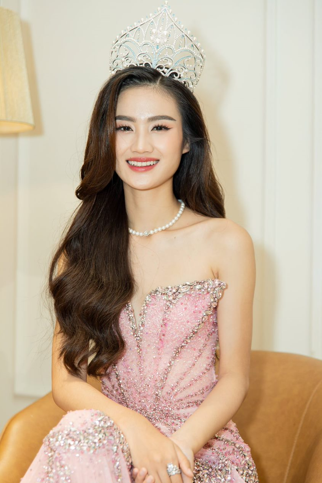 Bố Ý Nhi khóc, mong cả nước cho con mình cơ hội sửa sai - Hình 2 Bo Y Nhi khoc, mong ca nuoc cho con minh co hoi sua sai-Hinh-2