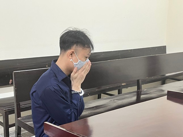 Tuyên án “tú ông” chuyên môi giới cho mỹ nhân bán dâm giá chục nghìn USD Tuyen an “tu ong” chuyen moi gioi cho my nhan ban dam gia chuc nghin USD