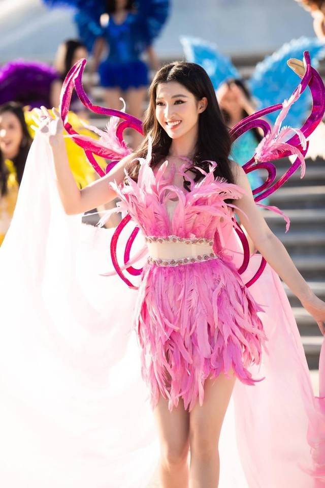 Chân dung nữ sinh Đại học Luật đoạt ngôi Á hậu 2 Miss World Vietnam - Hình 6 Chan dung nu sinh Dai hoc Luat doat ngoi A hau 2 Miss World Vietnam-Hinh-6