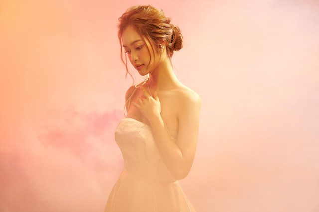 Hoa hậu Nông Thuý Hằng: "Gia đình bạn trai tôi cực giàu..." - Hình 2 Hoa hau Nong Thuy Hang: