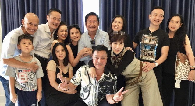Ngỡ ngàng nhan sắc Diễm Hương sau 20 năm "mất tích" showbiz Ngo ngang nhan sac Diem Huong sau 20 nam