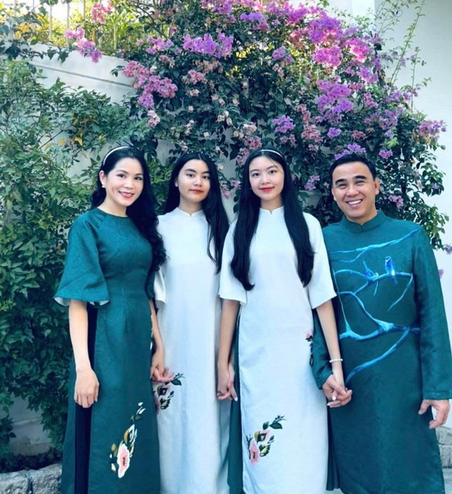 Quyền Linh tiết lộ chưa lần nào ngủ chung giường với vợ - Hình 3 Quyen Linh tiet lo chua lan nao ngu chung giuong voi vo-Hinh-3