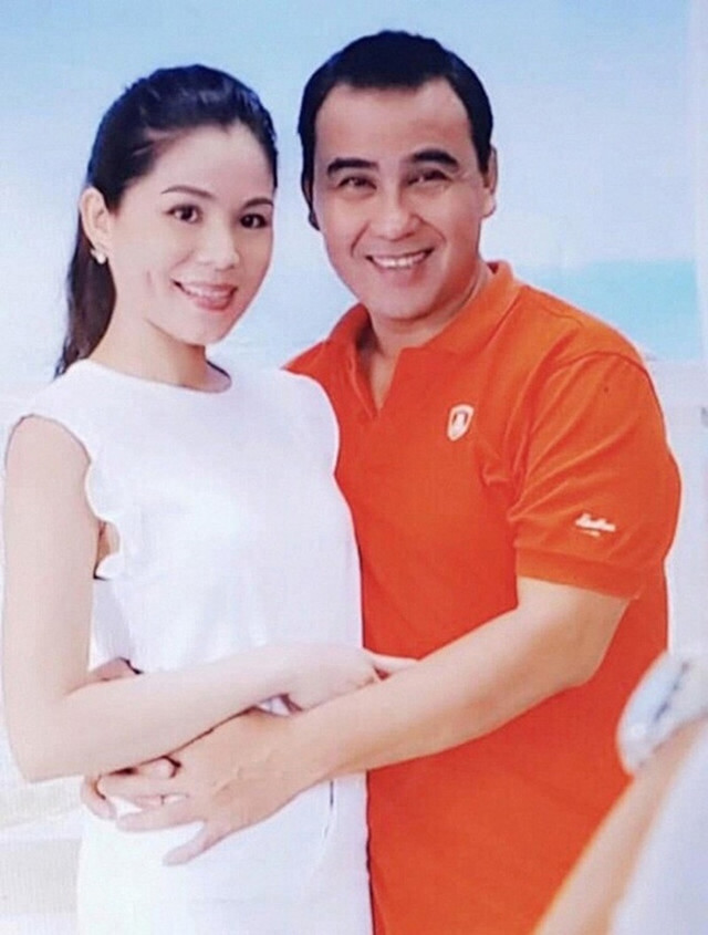 Quyền Linh tiết lộ chưa lần nào ngủ chung giường với vợ - Hình 2 Quyen Linh tiet lo chua lan nao ngu chung giuong voi vo-Hinh-2