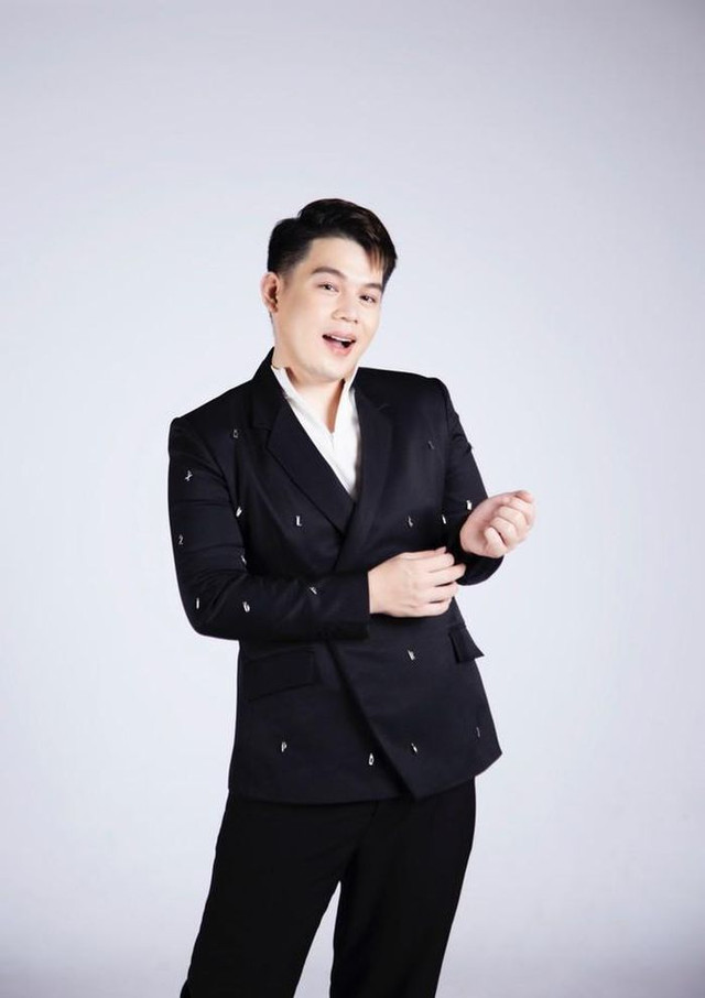 Long Chun khoe con gái, tự tin “đàn ông” hơn nhiều người Long Chun khoe con gai, tu tin “dan ong” hon nhieu nguoi