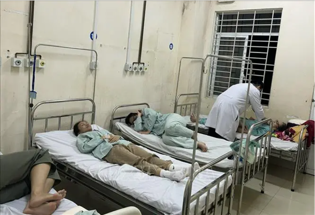 Hơn 400 người nghi ngộ độc bánh mì ở Đồng Nai: Cách phòng tránh - Hình 2 Hon 400 nguoi nghi ngo doc banh mi o Dong Nai: Cach phong tranh-Hinh-2